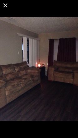 Gorgeous sofa set- reduced