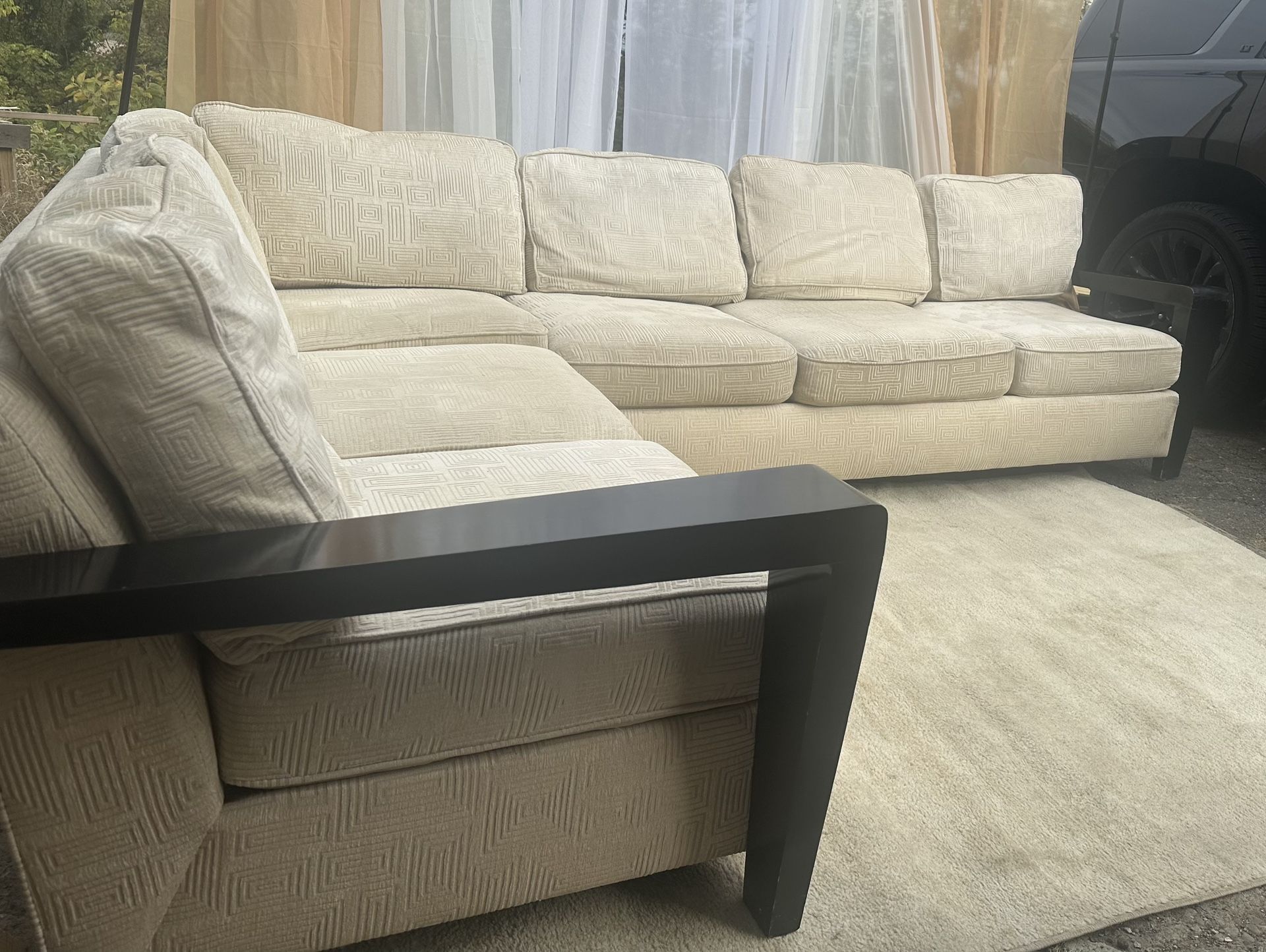 Cream Perlora Sectional