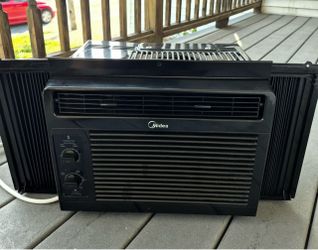 Midea 5,000 Btu Window Air Conditioner, Up to 150 Sq Ft Coverage AC