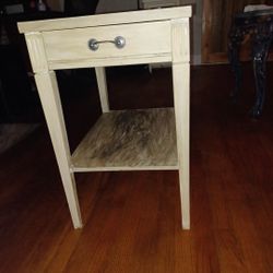 ClickDecor Murphy End Table, brown
