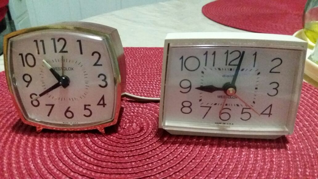 VINTAGE CLOCKS