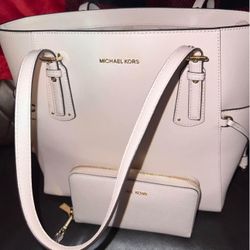 Michael Kors Tote And Wallet