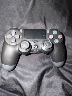 PS4 controller