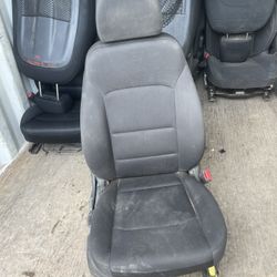 2018 Chevy Malibu Passenger RH Side Seat 