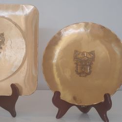 PAIR OF VINTAGE BRONZE PLATES
