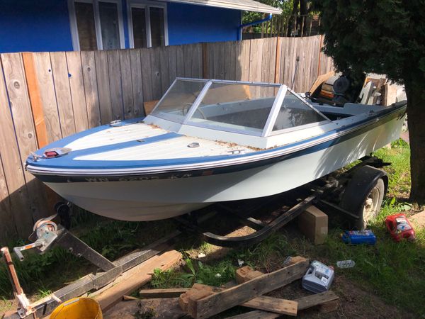 60s glasspar boat needs work for Sale in Puyallup, WA - OfferUp