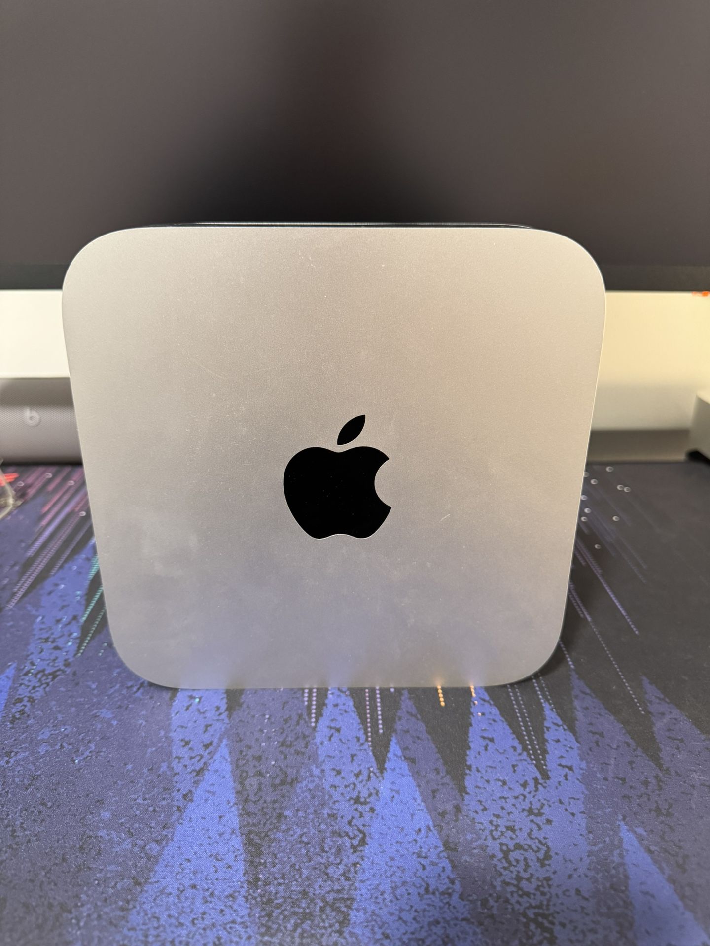 Apple Mac mini M2 (2023) – 8GB RAM + Stand | Excellent Condition