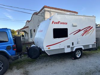 14’ Lightweight Camper Trailer - Mint, clean, ready to go!