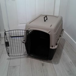 Pets Kennel Medium Size 