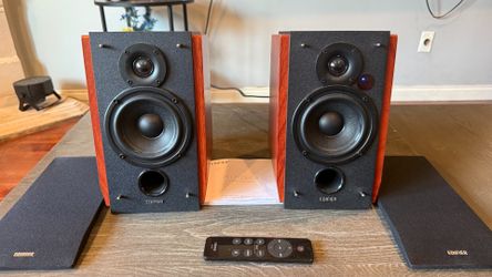 Edifier R1700BTs Active 2.0 Speakers Bluetooth.
