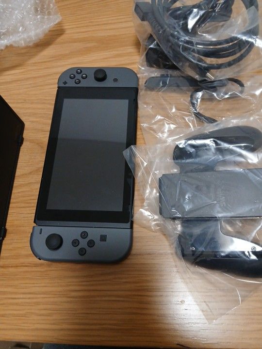 Nintendo Switch Console