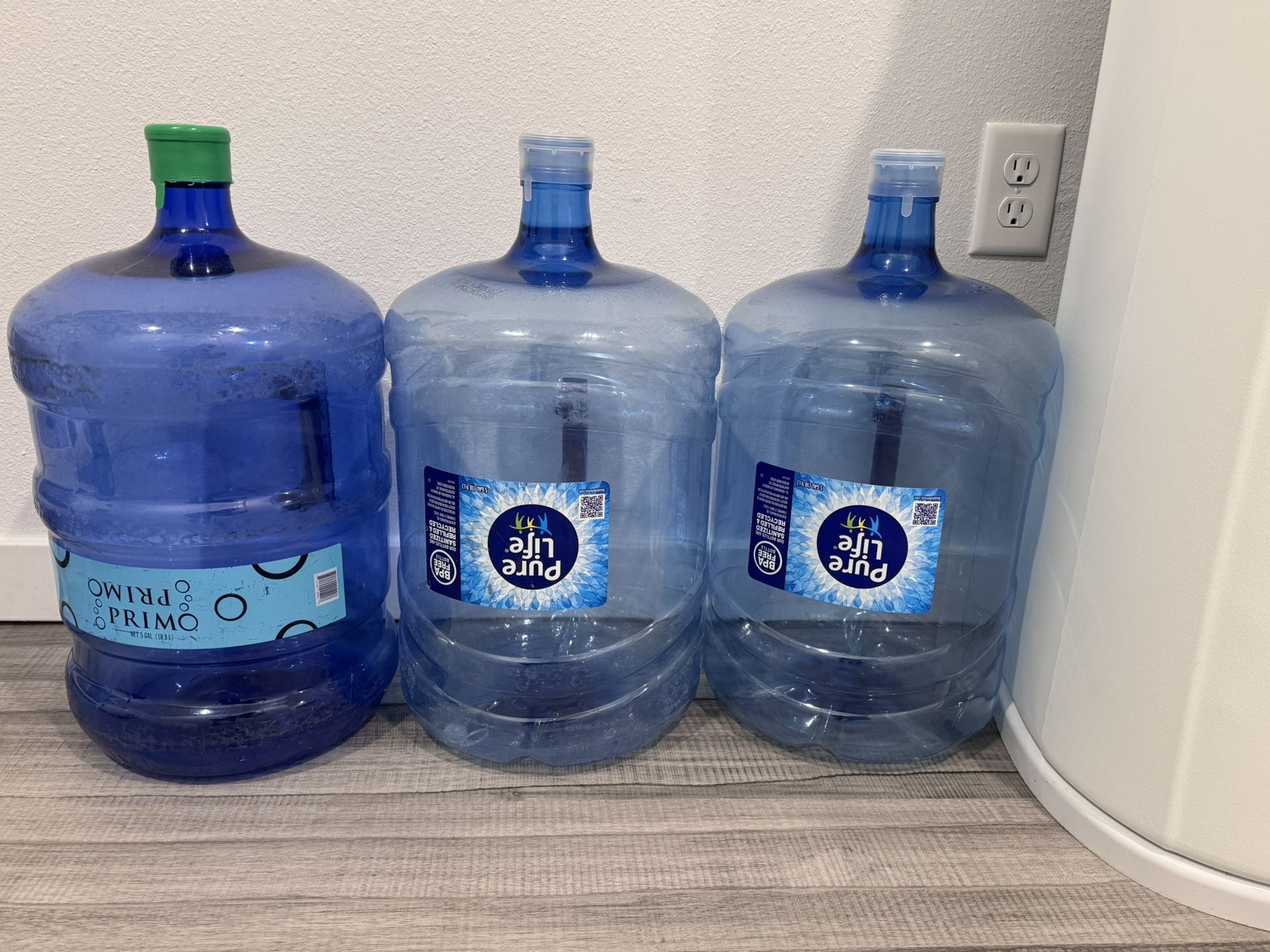 Nestle Hot&Cold Water Top Loading Dispenser, 5 Gallons