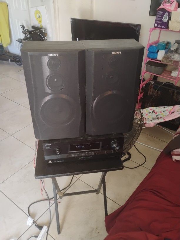 Sony Sound Digital Audio/Video Control Center. Speakers Included