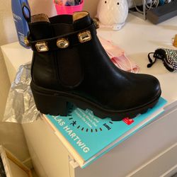 Steve Madden Amber Black Boots
