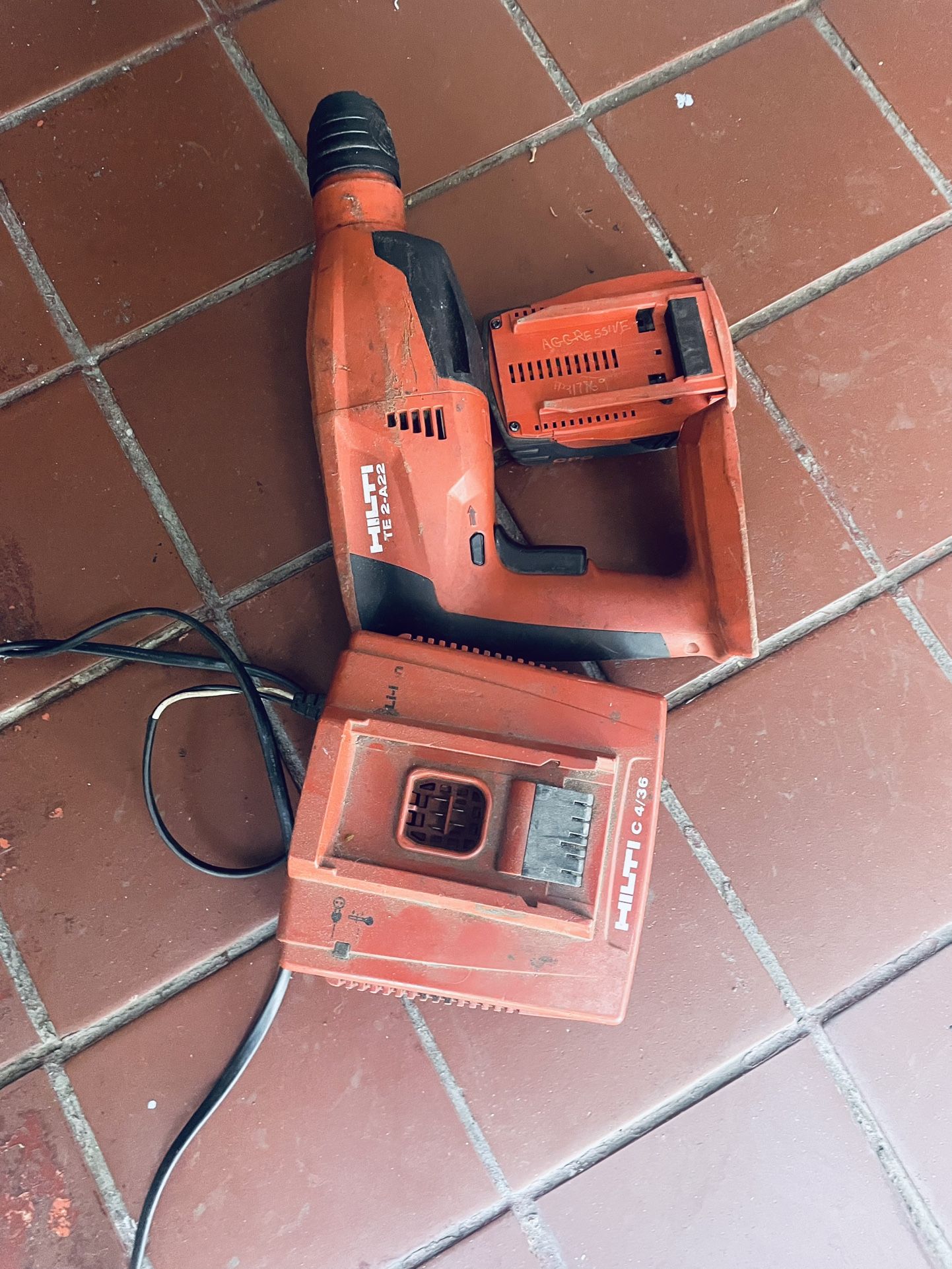 22-Volt NURON TE 2 Lithium-Ion Cordless Brushless SDS Plus Rotary Hammer Drill