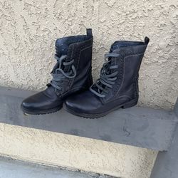 Women’s Lace-up Leather Boots 8.5 