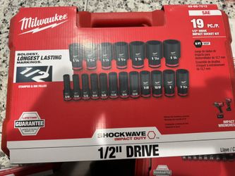 Milwaukee Shockwave 1/2 Impact Socket Set