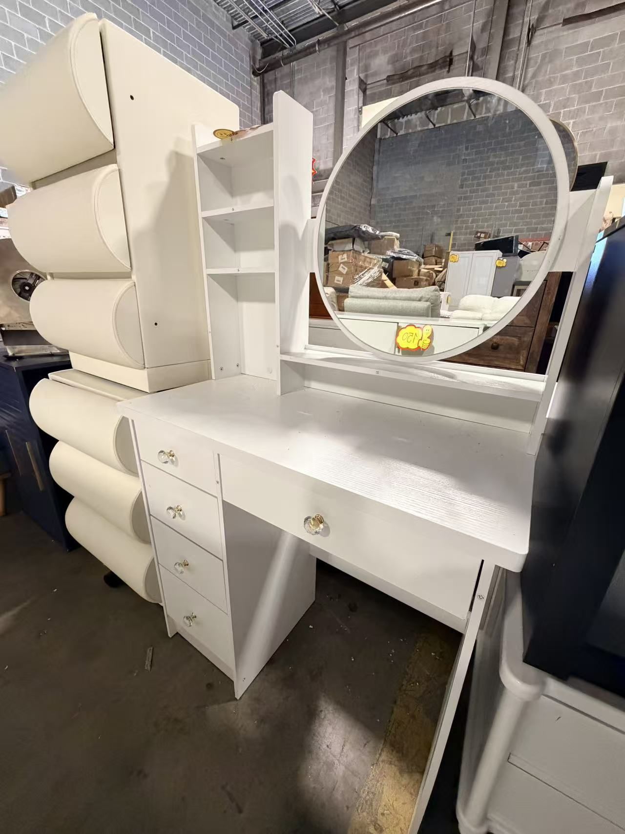 🔥final sale 🔥Vanity desks, Makeup sinkers from $70to $230 