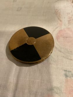  I gage Ladies Compact / Mirror