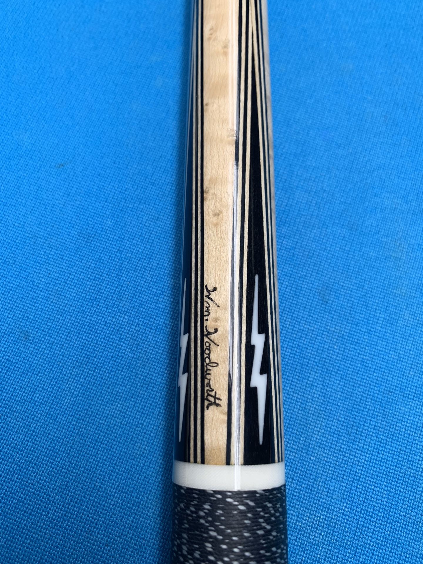 Woody woodworth custom cue