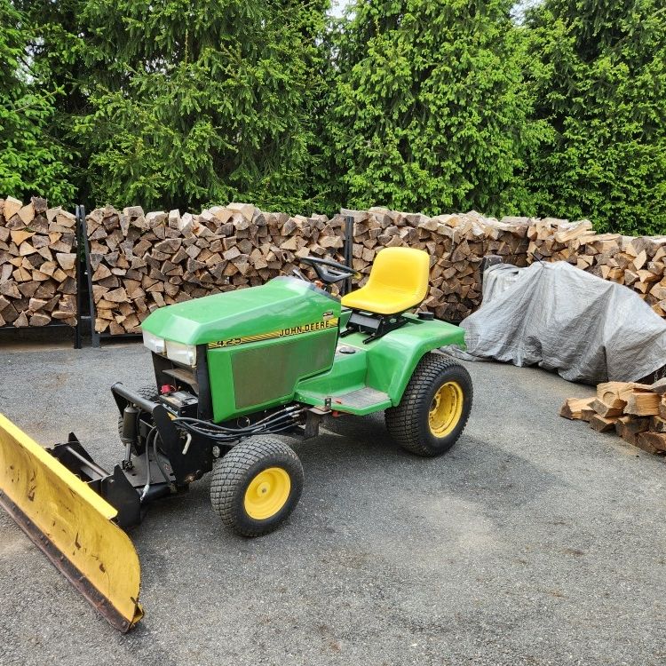 425 John Deere Garden Tractor for Sale in Montvale NJ OfferUp