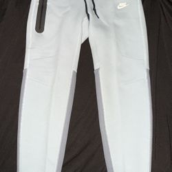 Nike Sportswear Tech Fleece