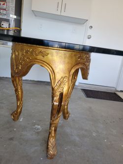 Dinning Table