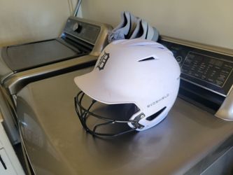 Evoshield batting hemet