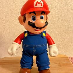 Nintendo " It's Me Super Mario" Talking 12 Inch. 2020