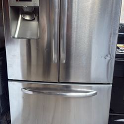 Refrigerator GE