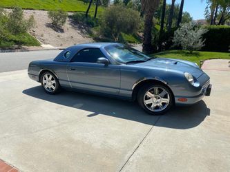 2005 Ford Thunderbird