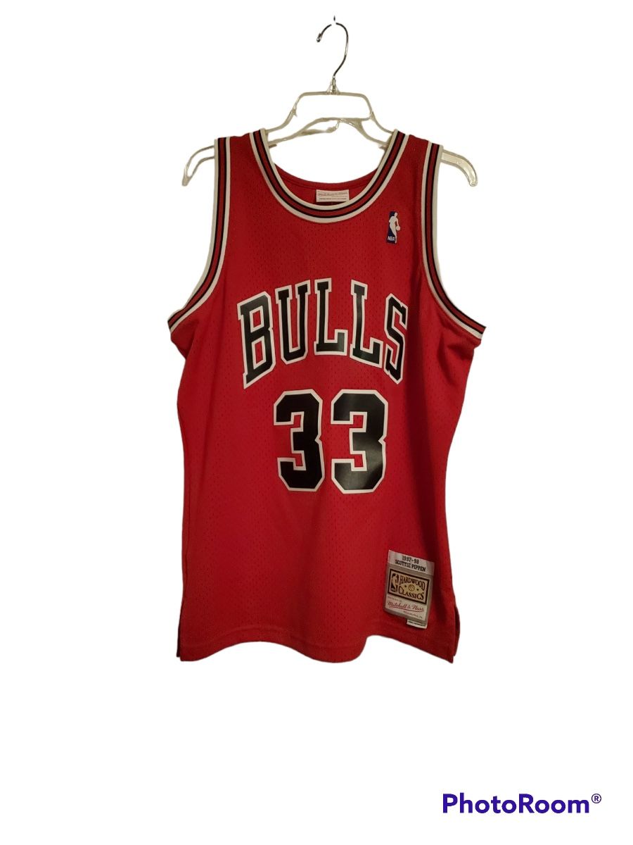 Mitchell & Ness Chicago Bulls Pippen Jersey