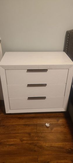Night stand