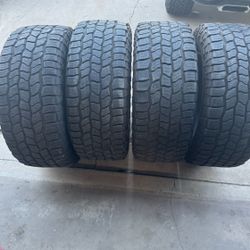 Cooper Tires 35x12.50.x20