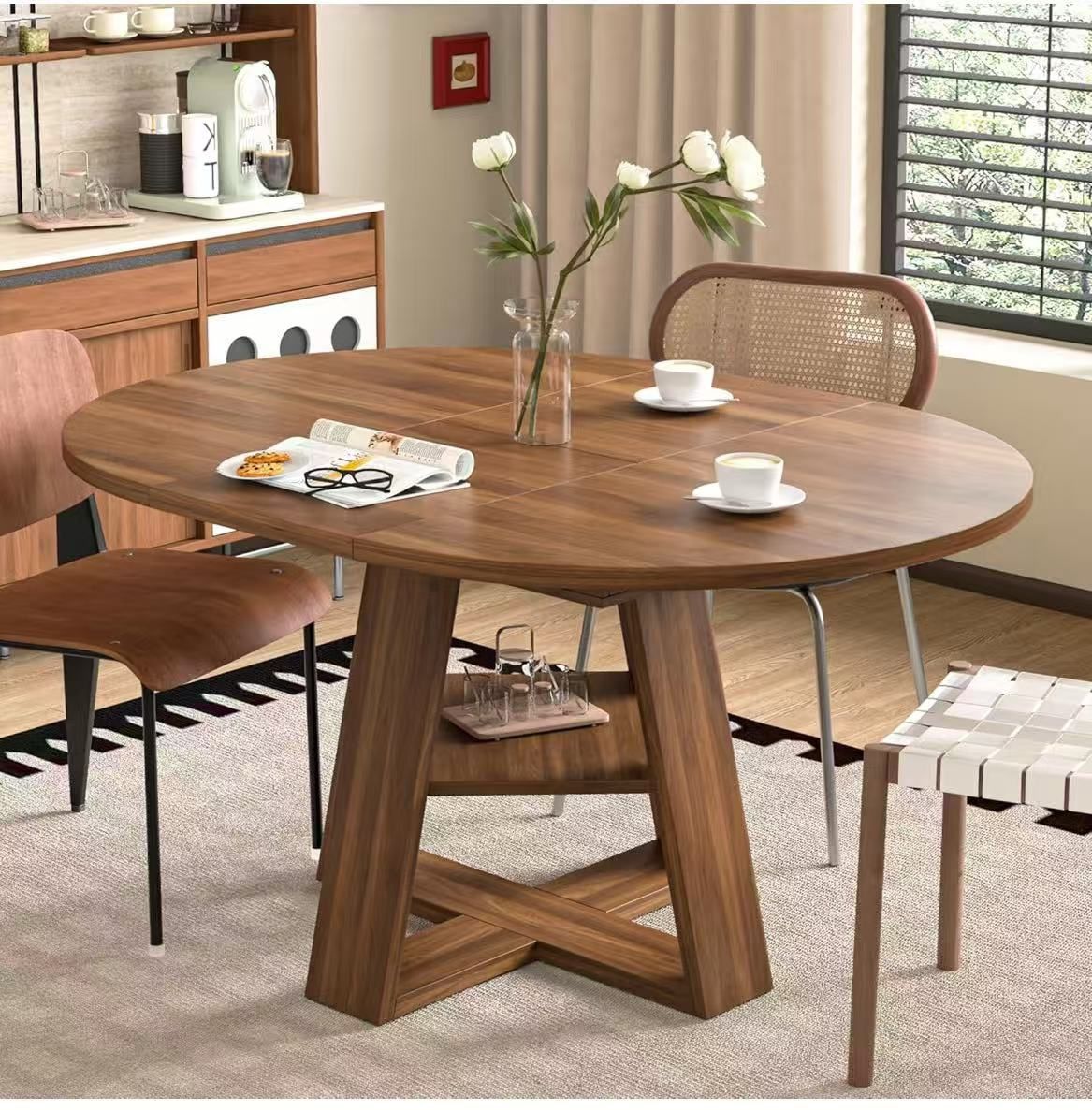 Extendable round dining table from 43.3 to 59 inches