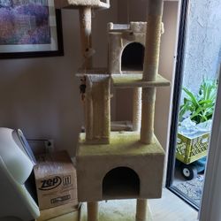 Free Cat Tower. Must Go By 1/17/26.