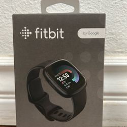 Fitbit Versa 4