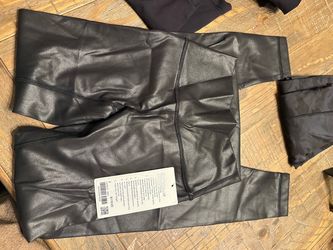 Lulumelon pants