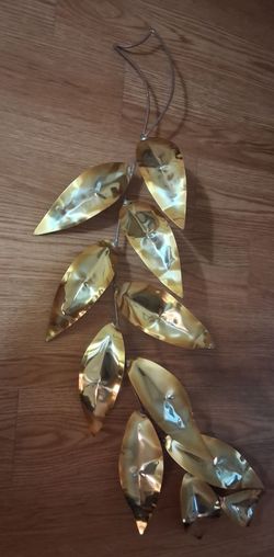 Brass Metal Leaf Wall Hanging Decor