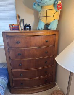 Dresser set