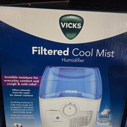 Vicks Filtered Cool Mist Humidifier – New in Box