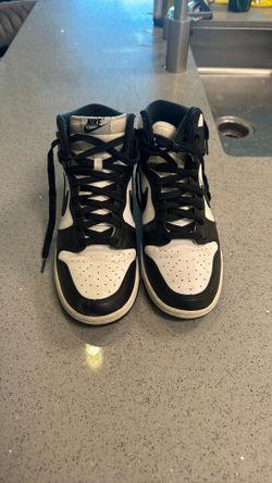 High Top NIKE DUNKS Size 9 Men’s