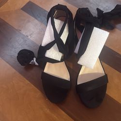 Elizabet lang size 11 suede women’s tie up heels
