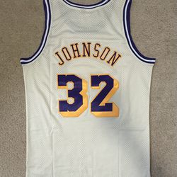Magic Johnson LA Lakers Retro NBA Jersey. Size Large.