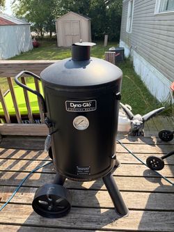 Dyna-Glo Signature Series Vertical Smoker