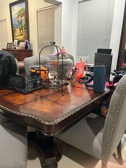 table and chairs