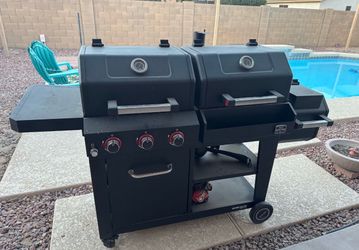 Nexgrill Oakford 1150 Pro 3-Burner Pellet Grill & Smoker