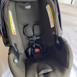 BOB Britax B-Safe 35 Car Seat