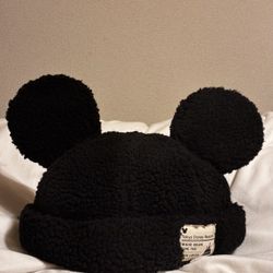 Disney Sherpa Black Mickey Hat