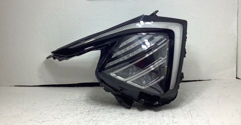 2022-2024 Kia Sportage right LED headlight (1C)